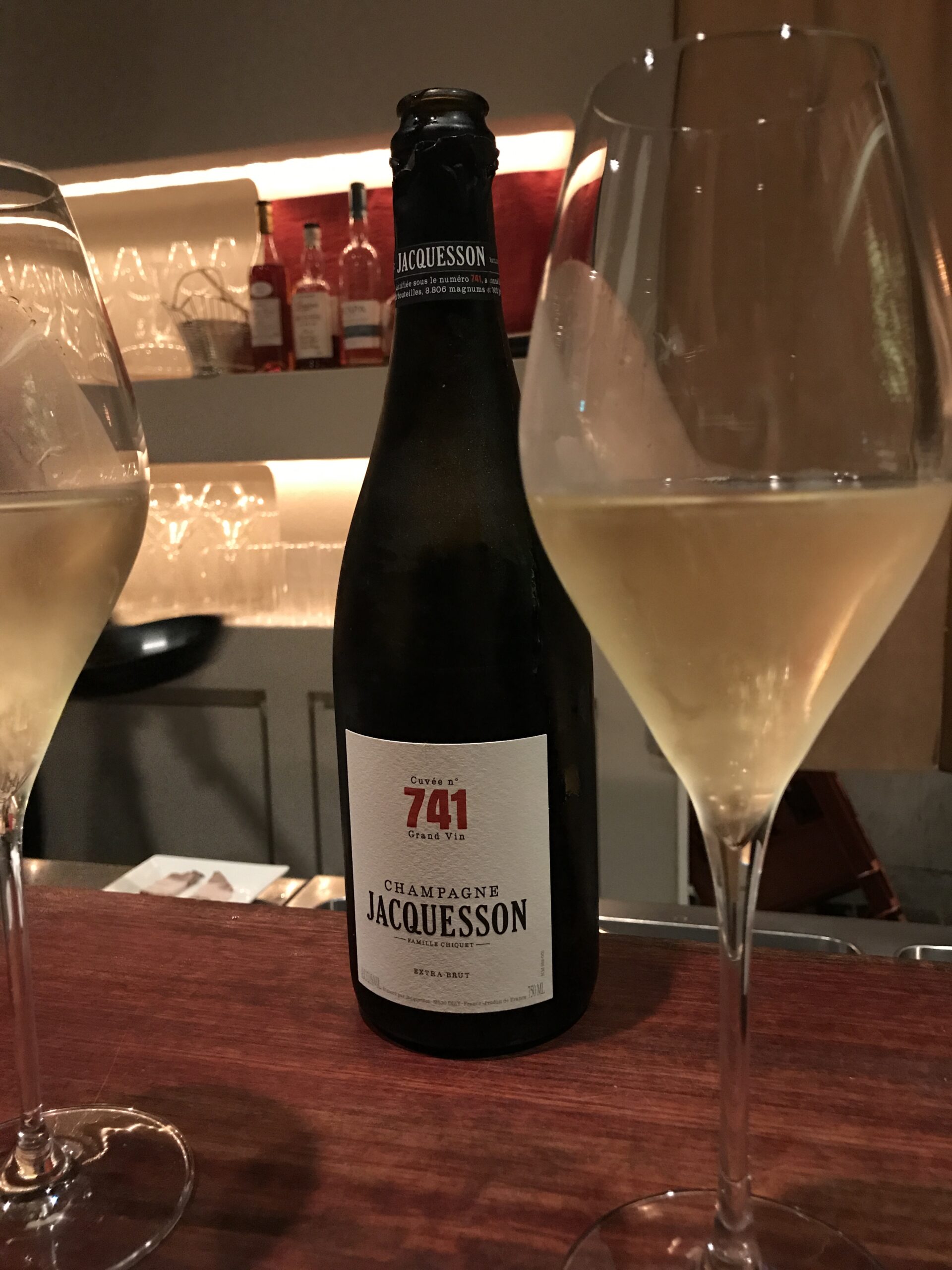 推し店「Wine &Dining bar Terrazzi（テラッチ）」